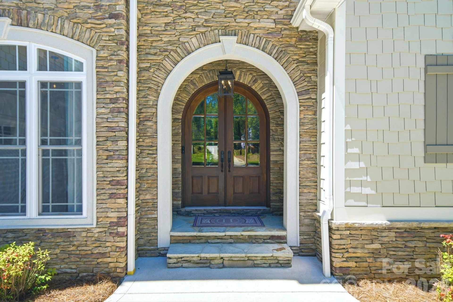 7592 Cottonwood Drive - Photo 4