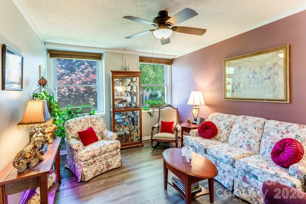 622 Haywood Street #102 - Photo 4