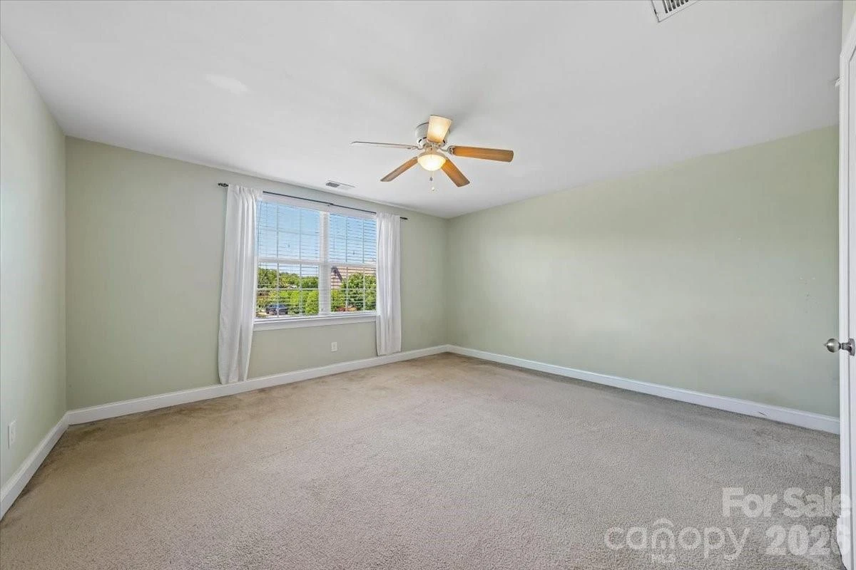 1006 Spring Rose Lane - Photo 33