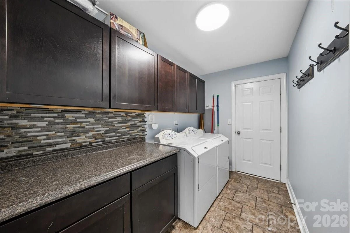 1006 Spring Rose Lane - Photo 35