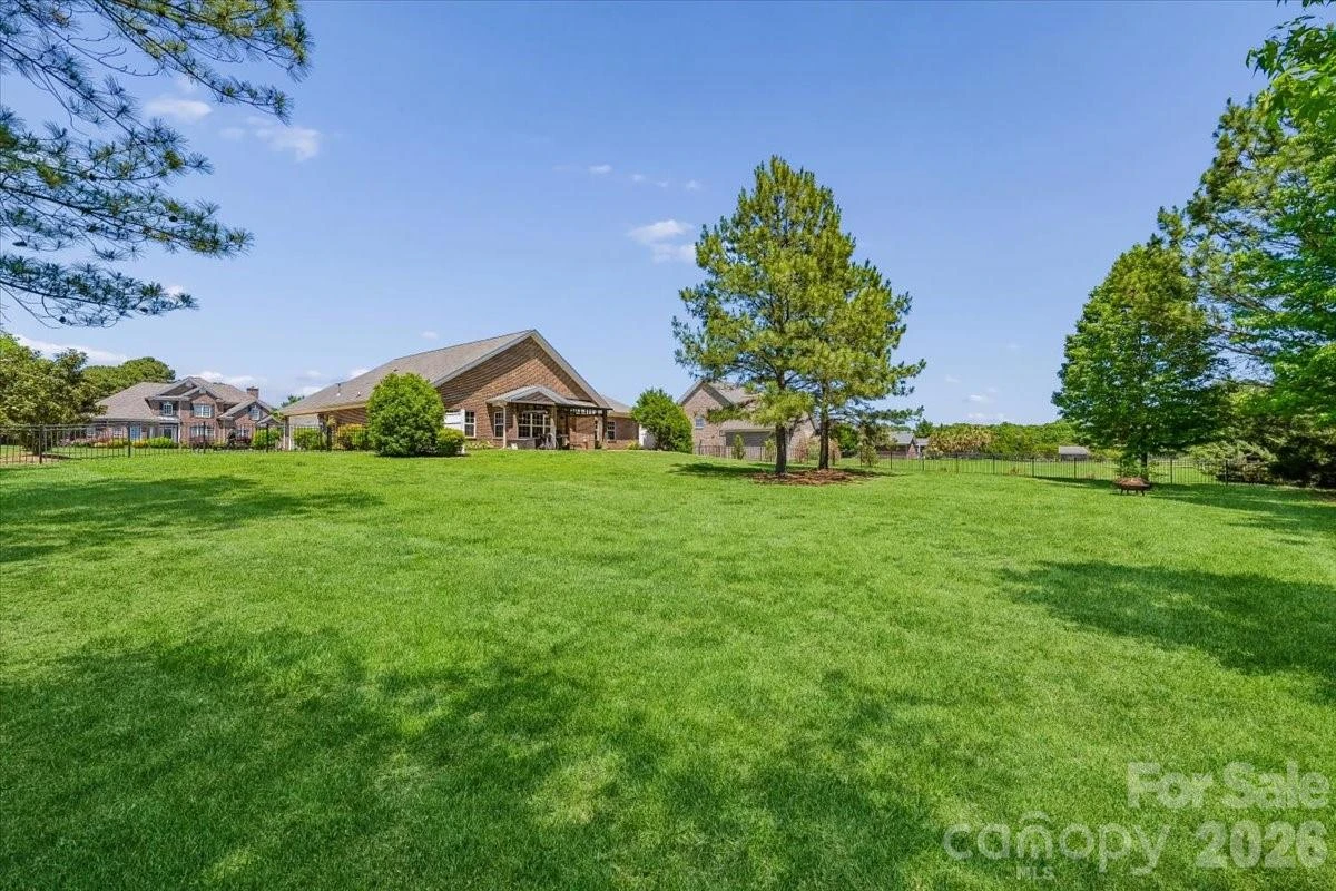 1006 Spring Rose Lane - Photo 40