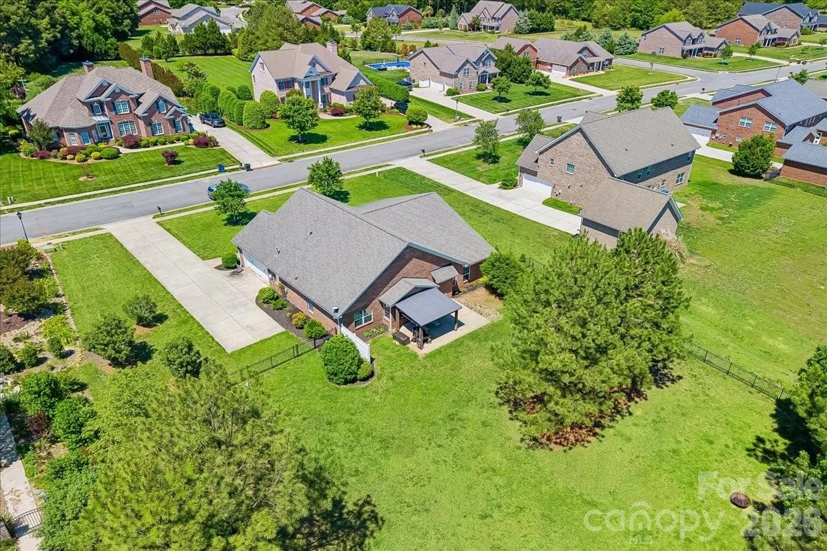 1006 Spring Rose Lane - Photo 44