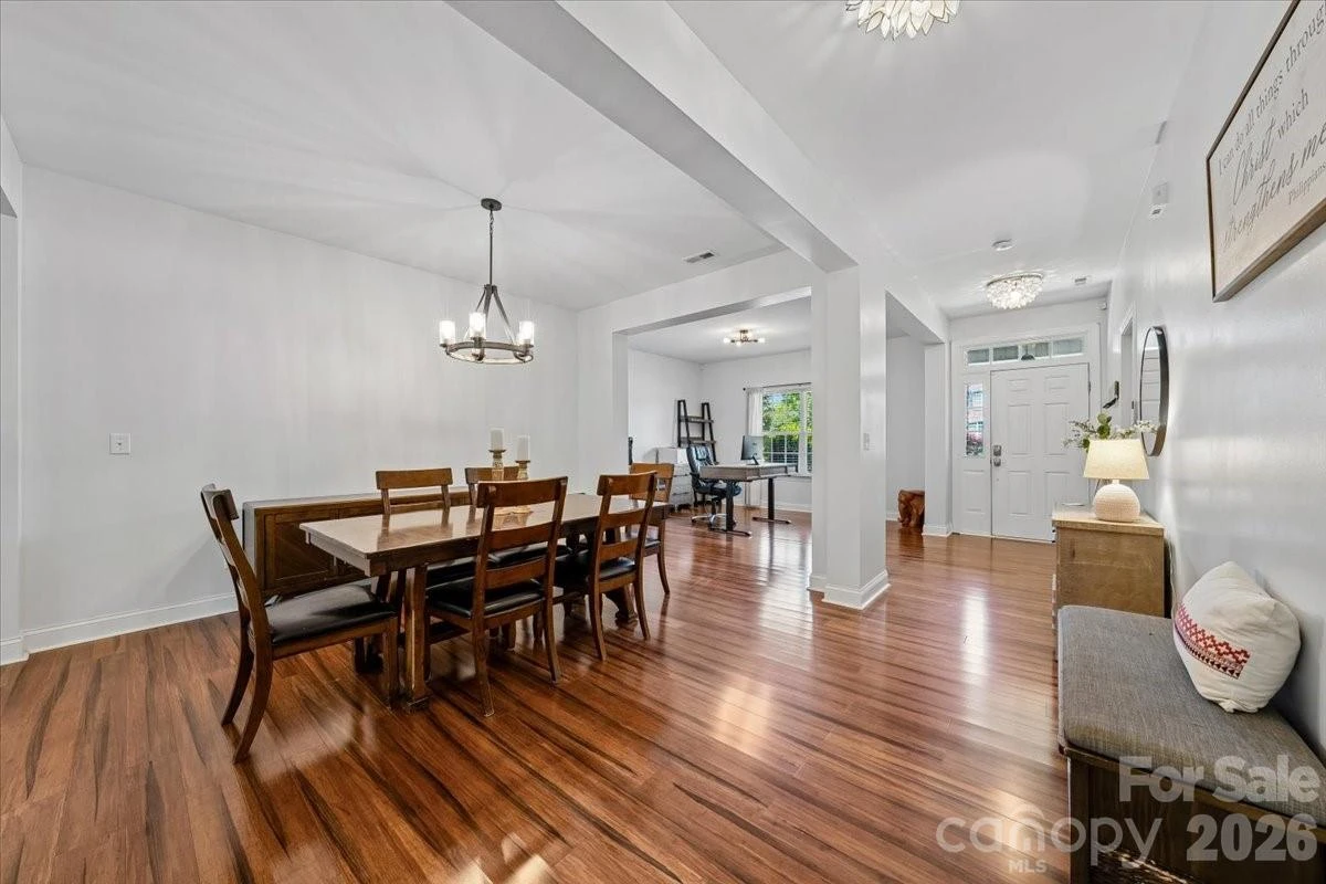 1006 Spring Rose Lane - Photo 8