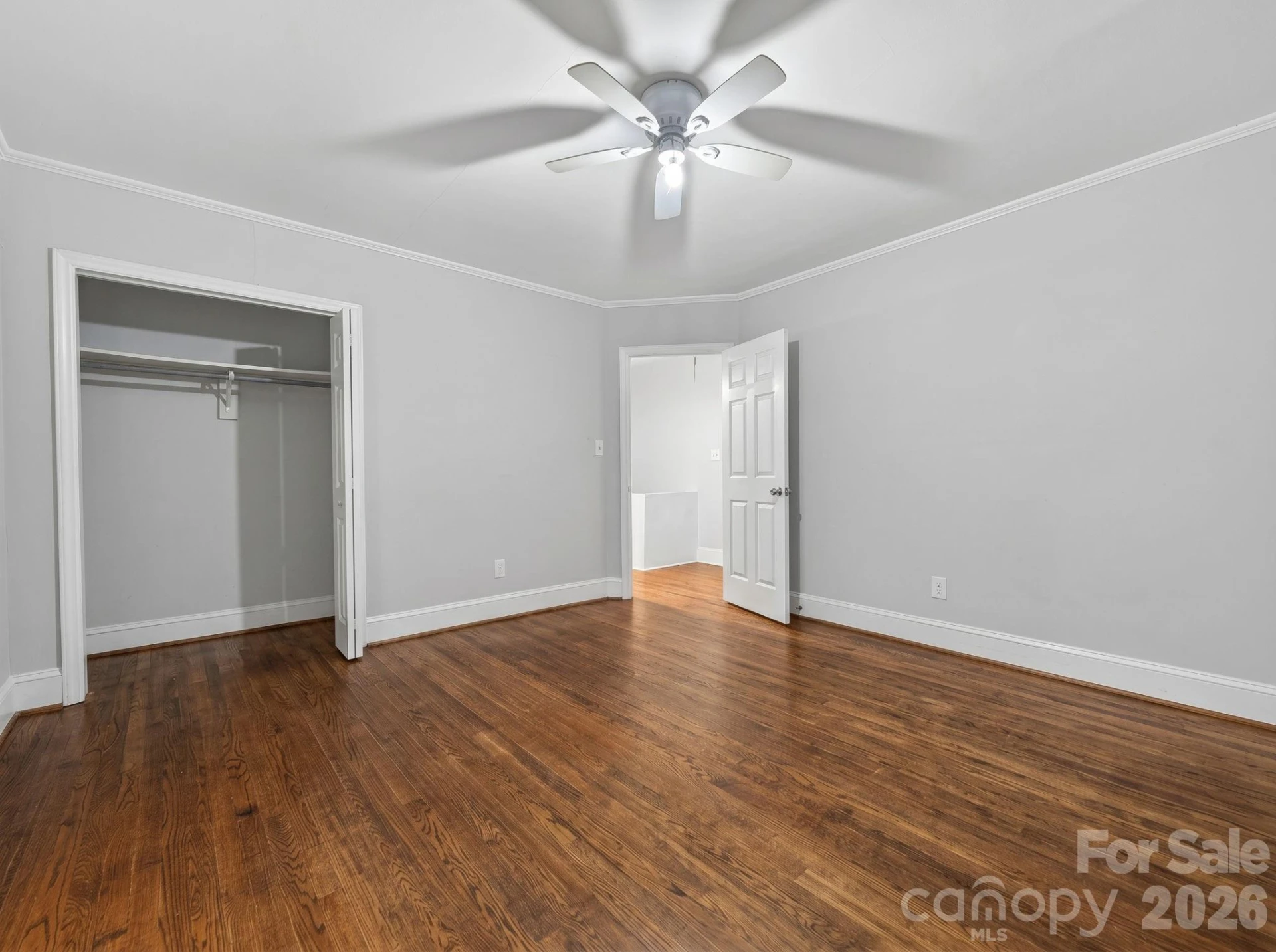 2120 Amesbury Avenue - Photo 16