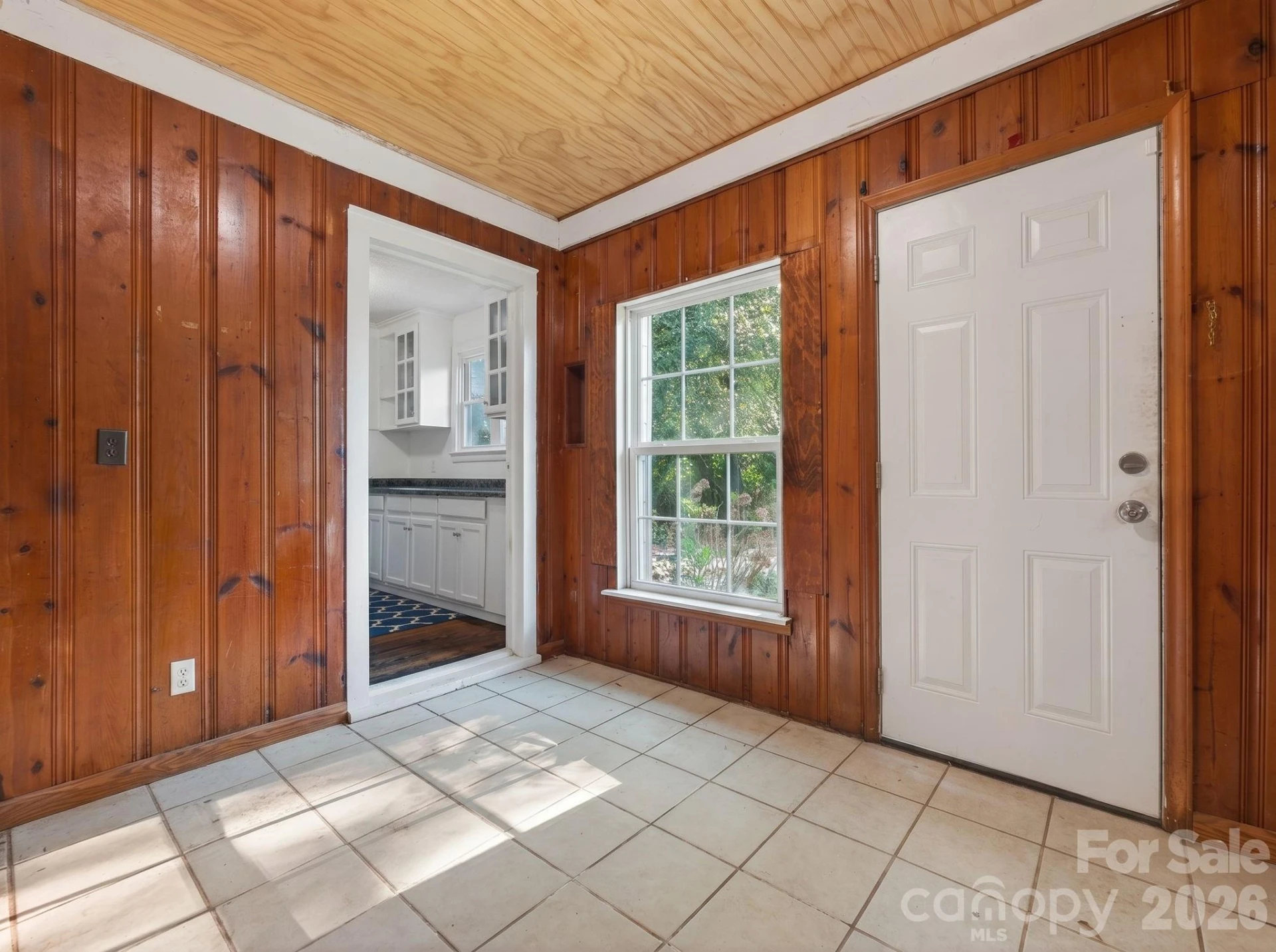 2120 Amesbury Avenue - Photo 19