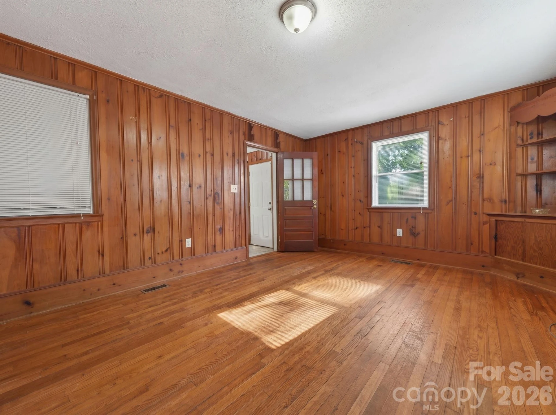 2120 Amesbury Avenue - Photo 21