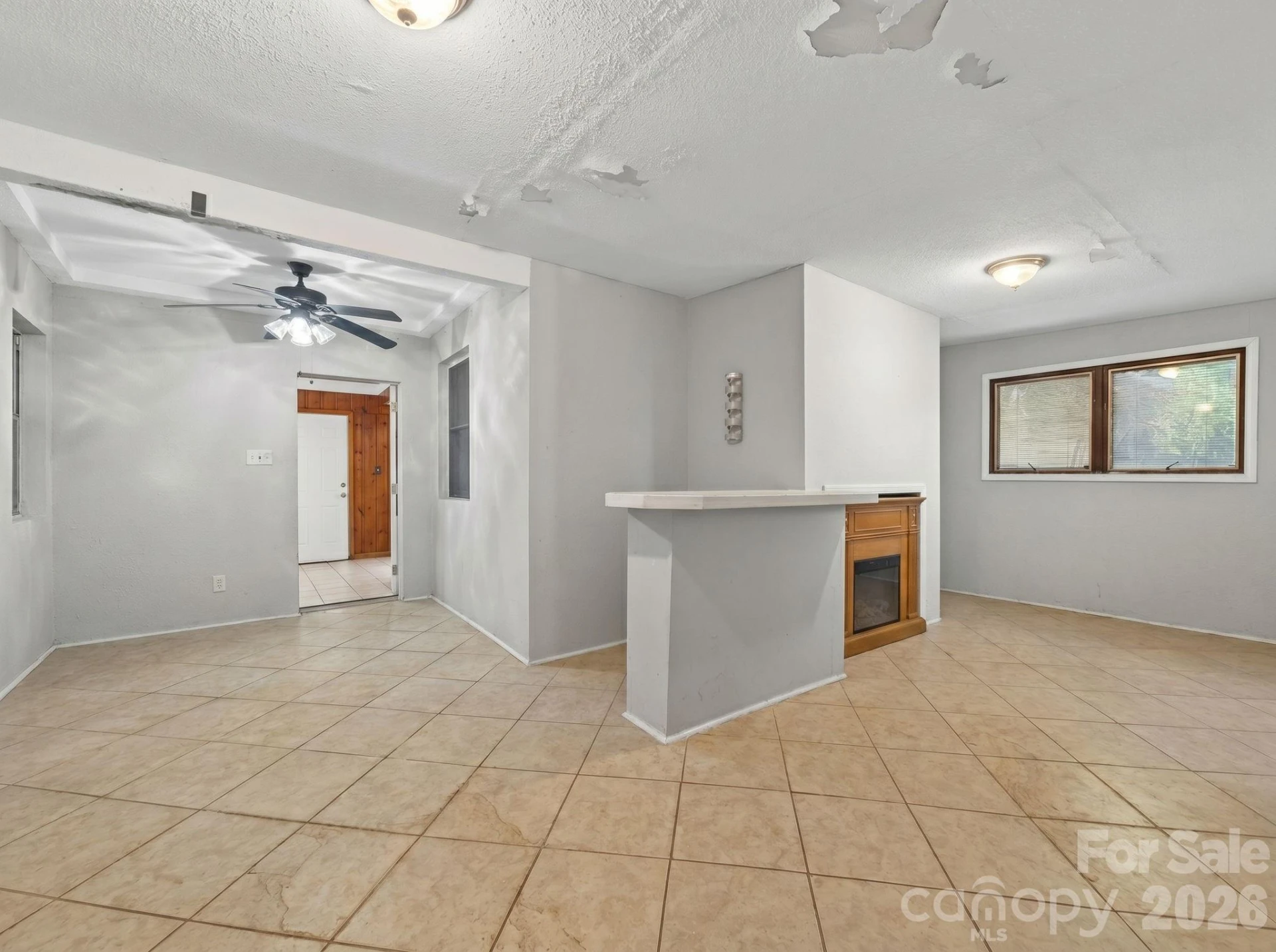 2120 Amesbury Avenue - Photo 24