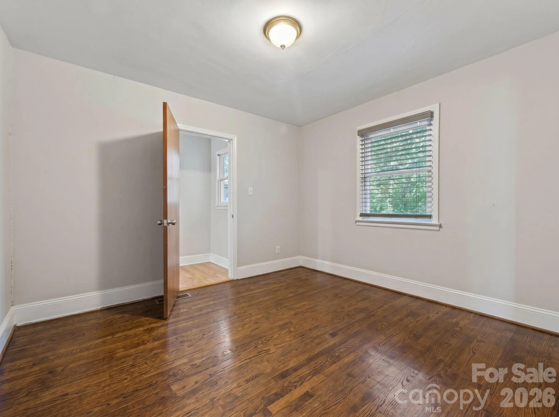 2120 Amesbury Avenue - Photo 27
