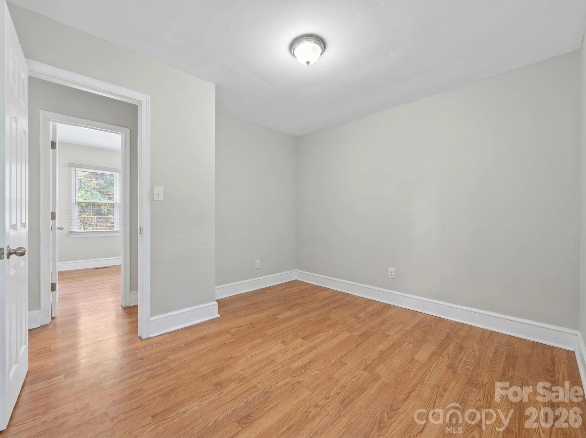 2120 Amesbury Avenue - Photo 30