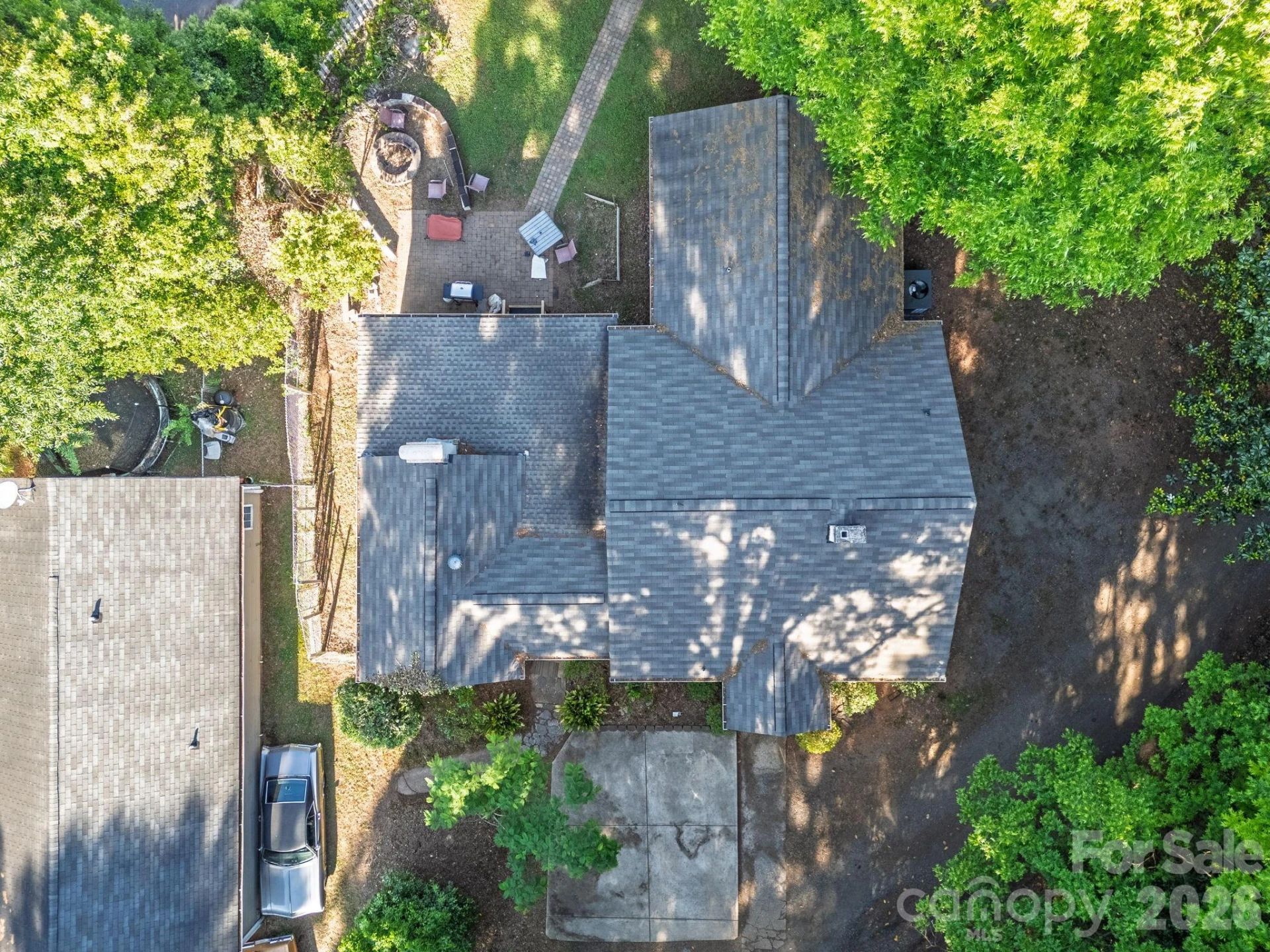 2120 Amesbury Avenue - Photo 32