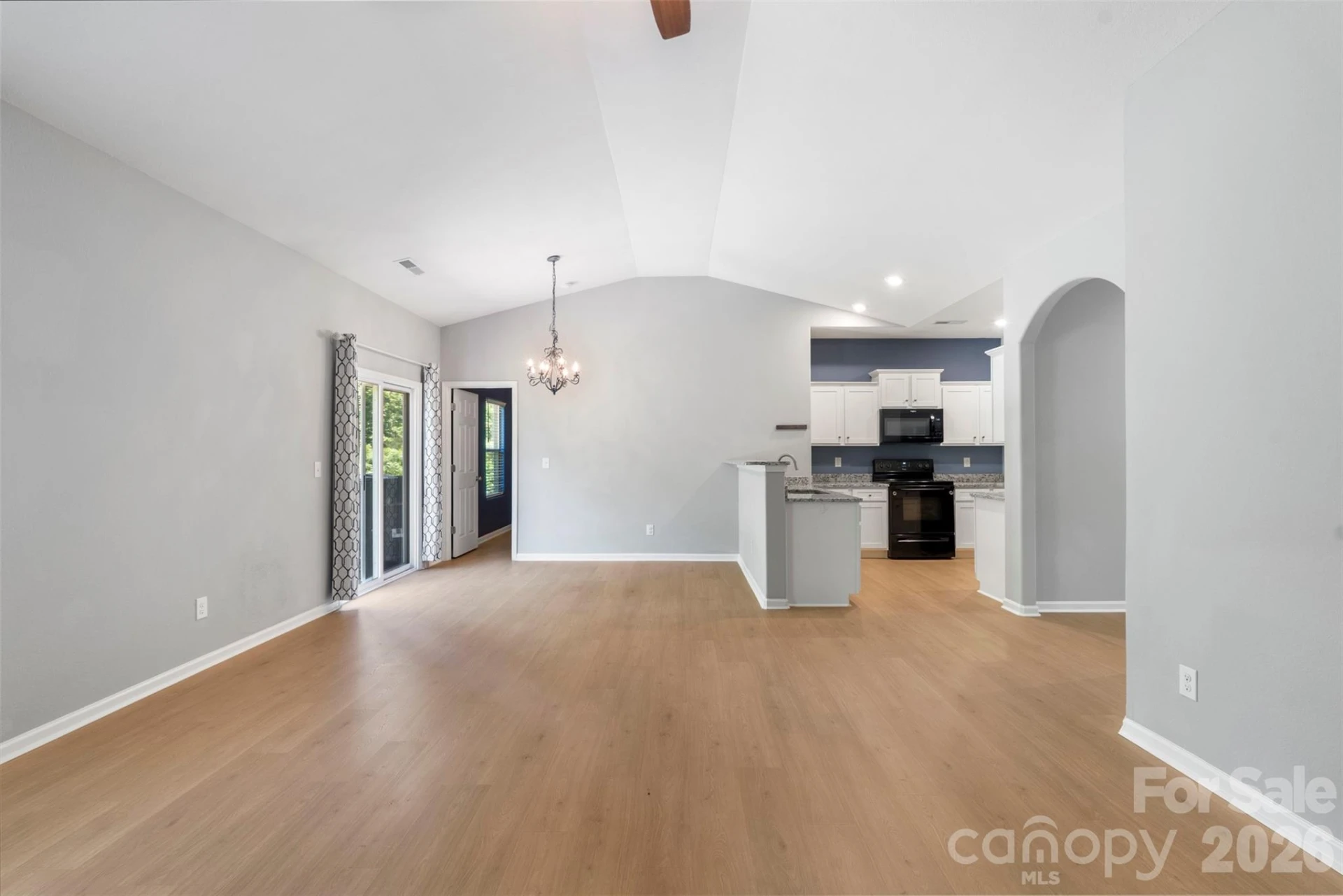 7318 Cuddington Drive - Photo 11