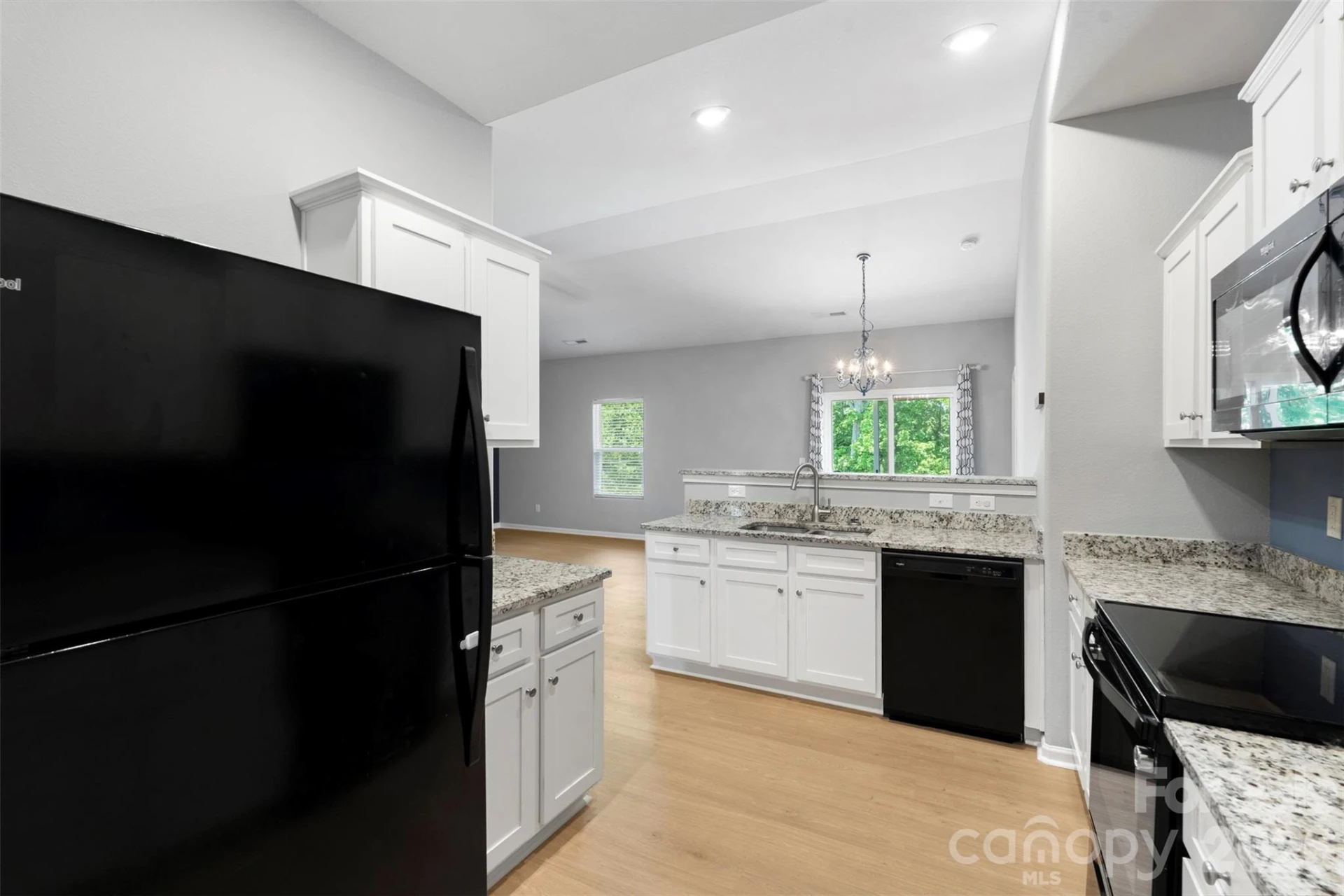 7318 Cuddington Drive - Photo 17