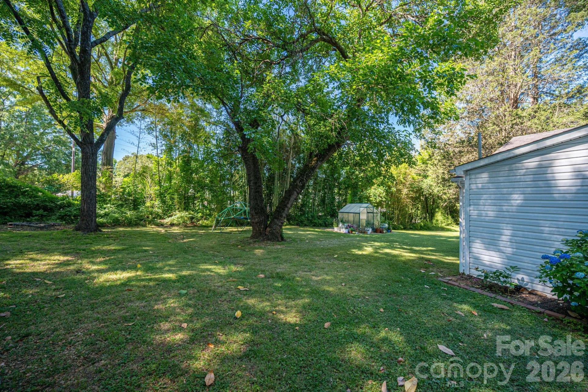 501 6th Street - Photo 18