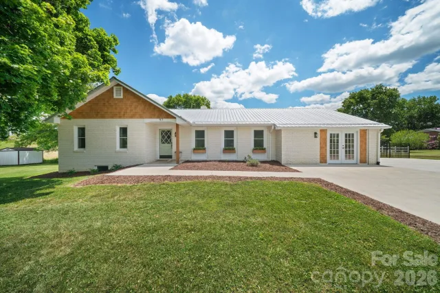 97 Paul Holland Road, Canton, NC, 28716
