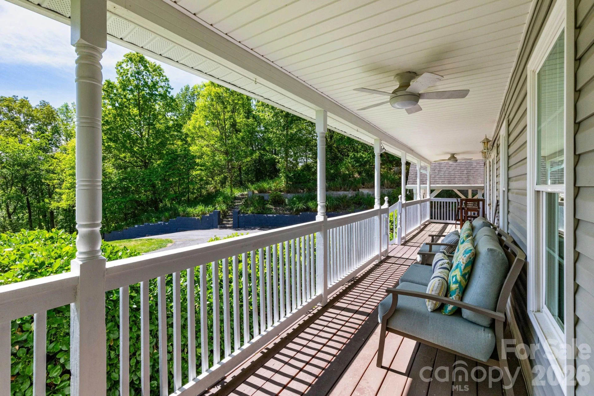 215 Butternut Lane - Photo 3
