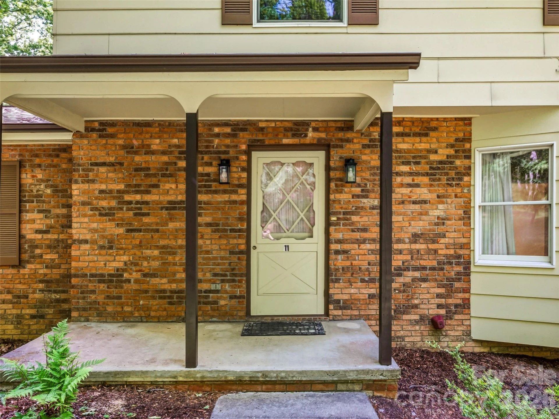 11 Woodmere Drive - Photo 4