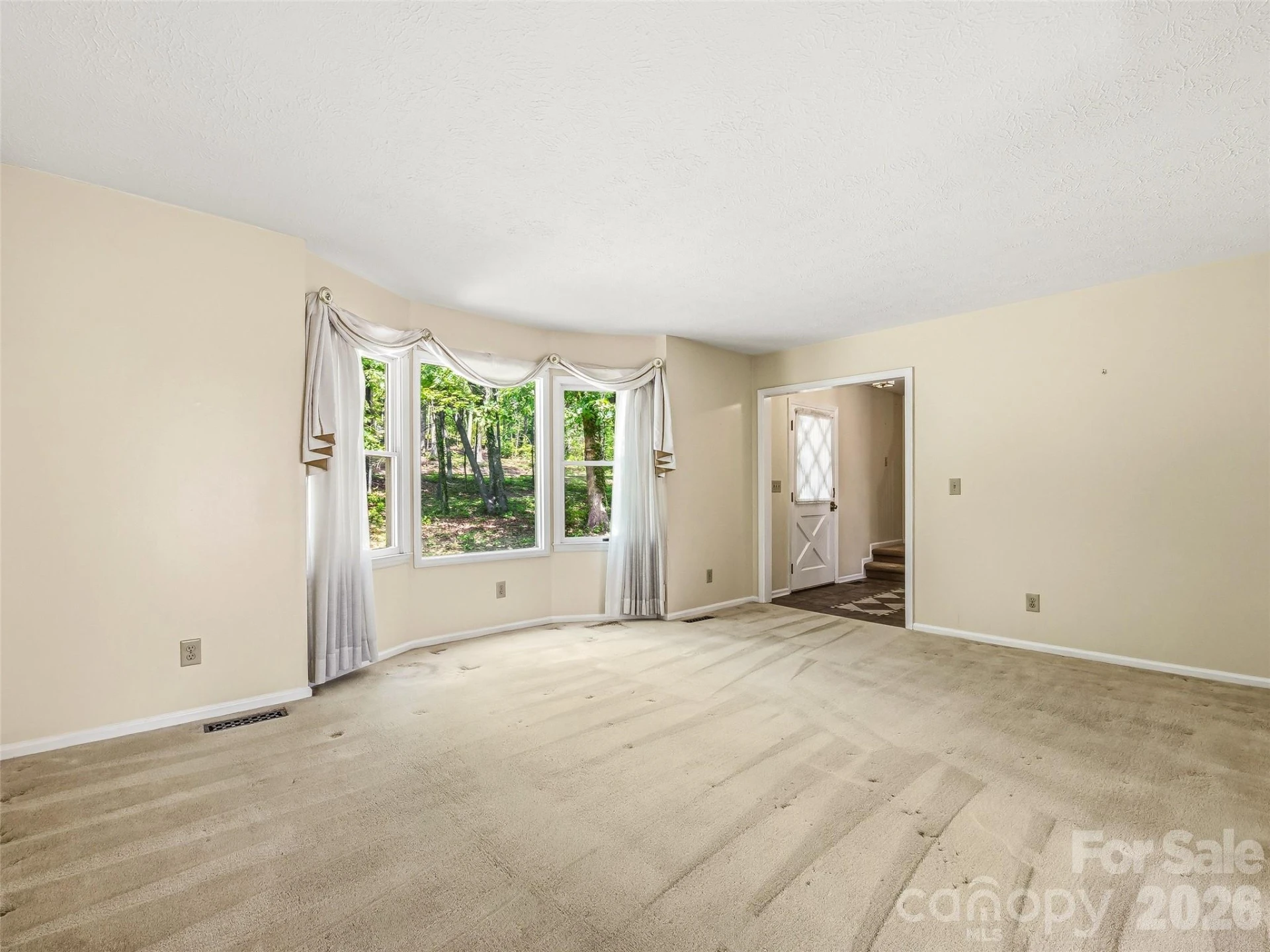 11 Woodmere Drive - Photo 8