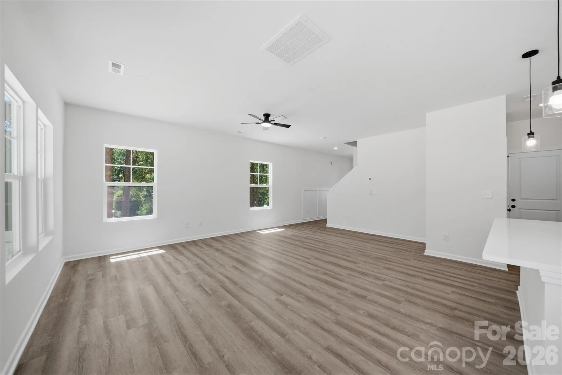 215 Edgewood Circle - Photo 6