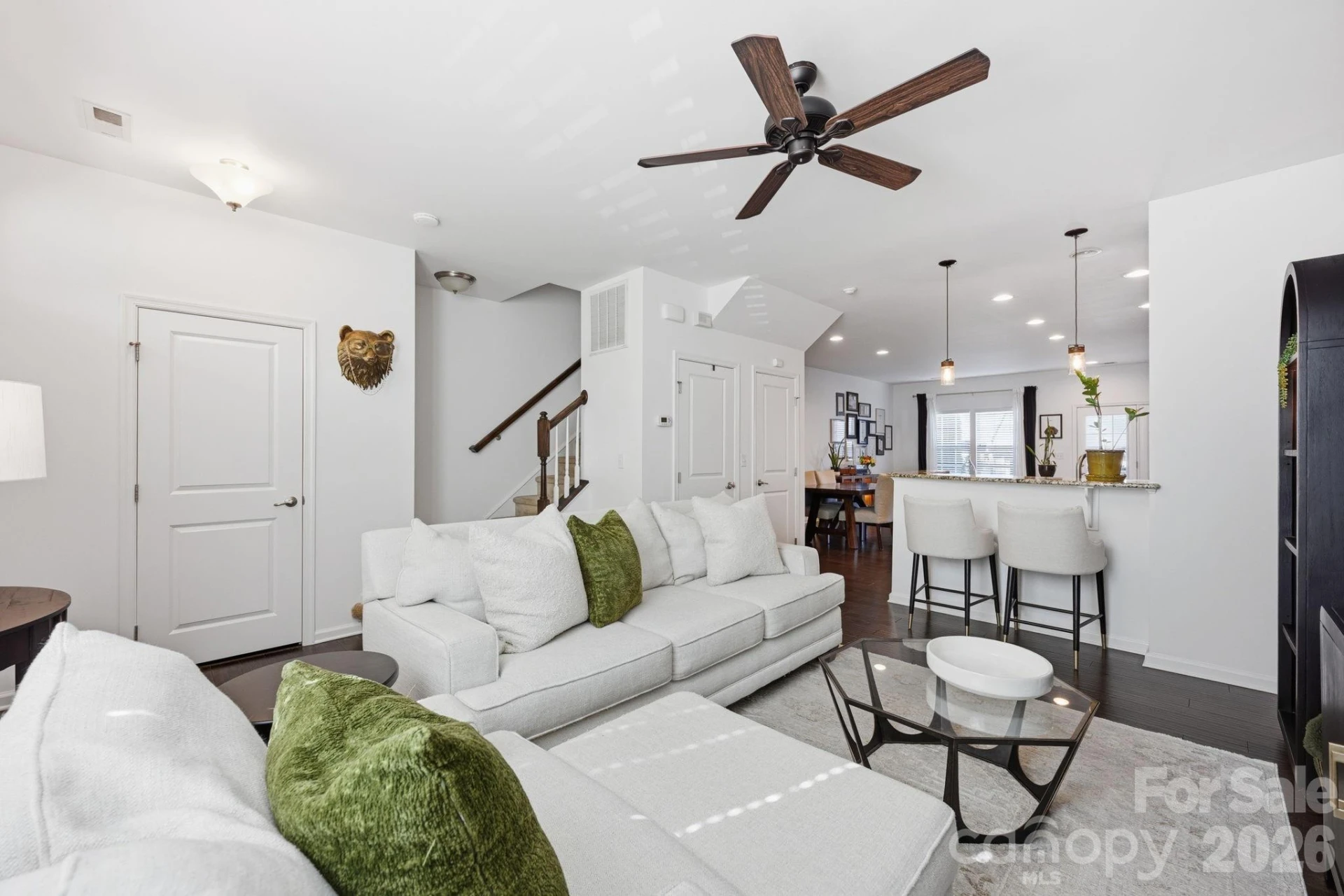 1353 Jacemans Way - Photo 7