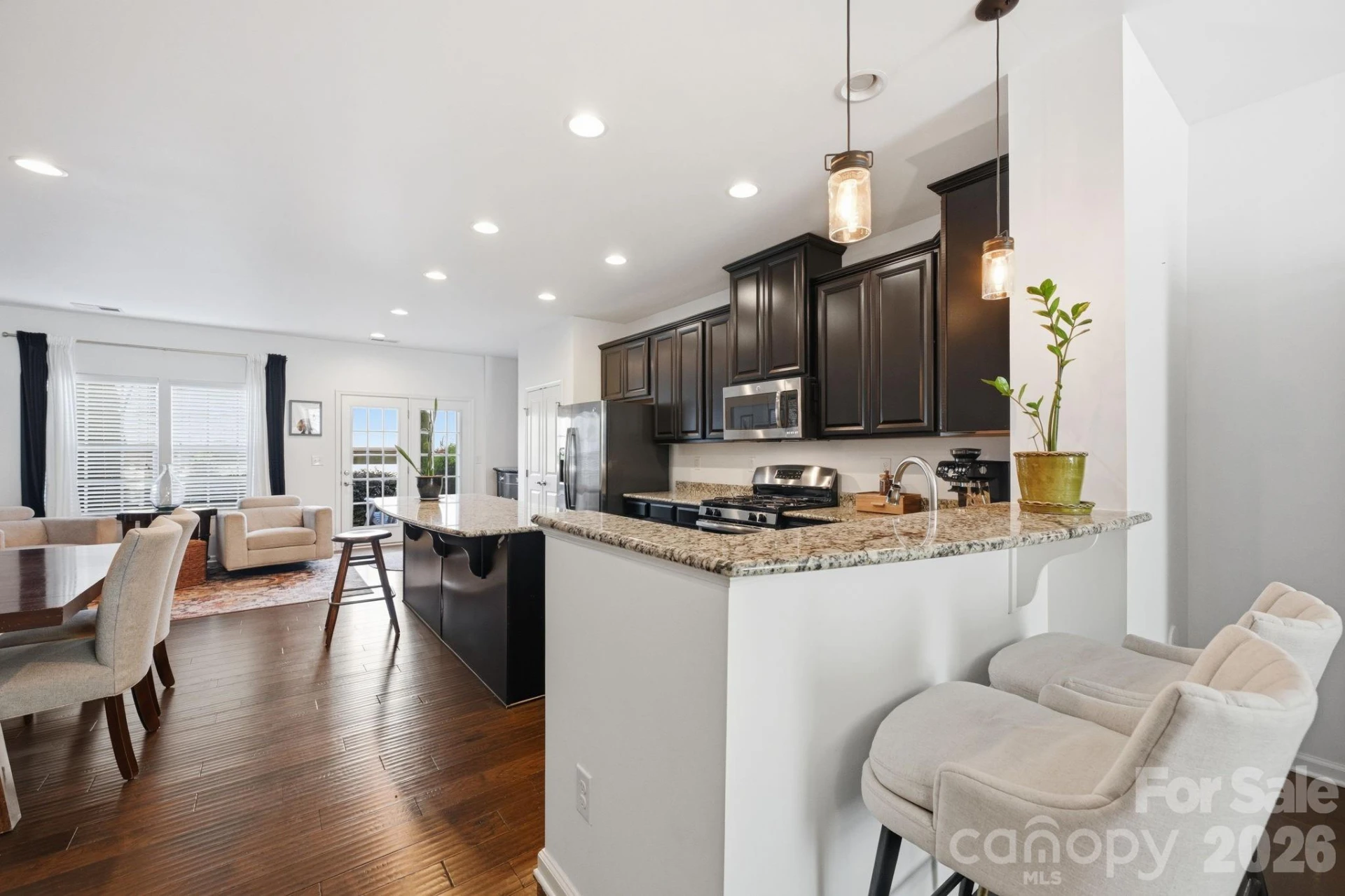 1353 Jacemans Way - Photo 10