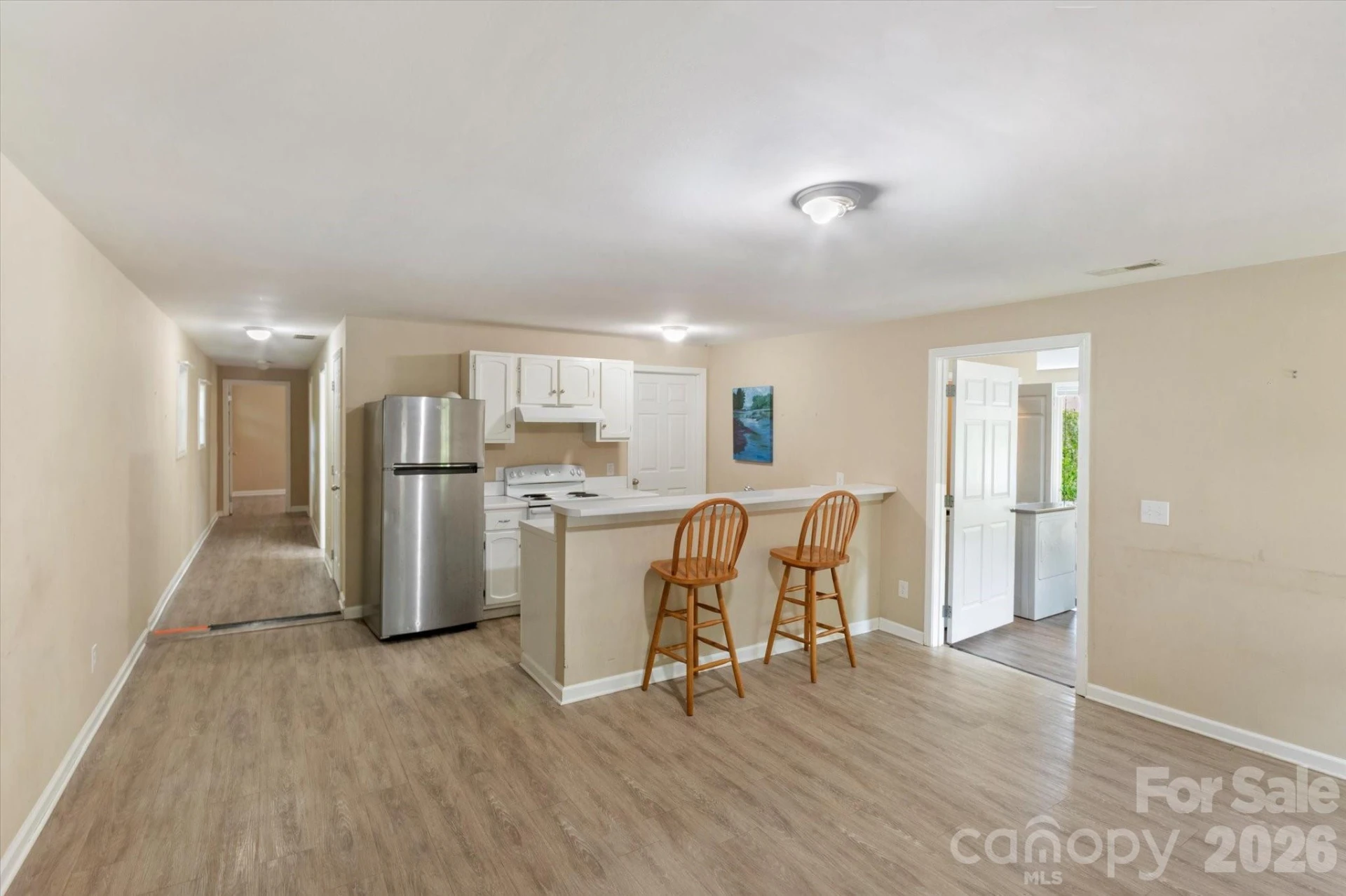 407 Main Street - Photo 3