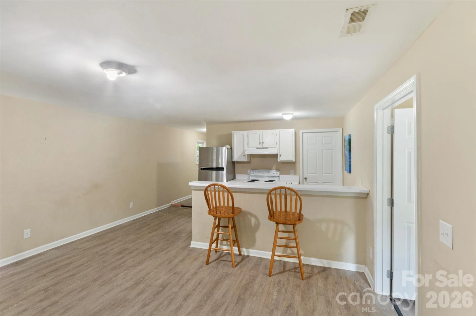 407 Main Street - Photo 4