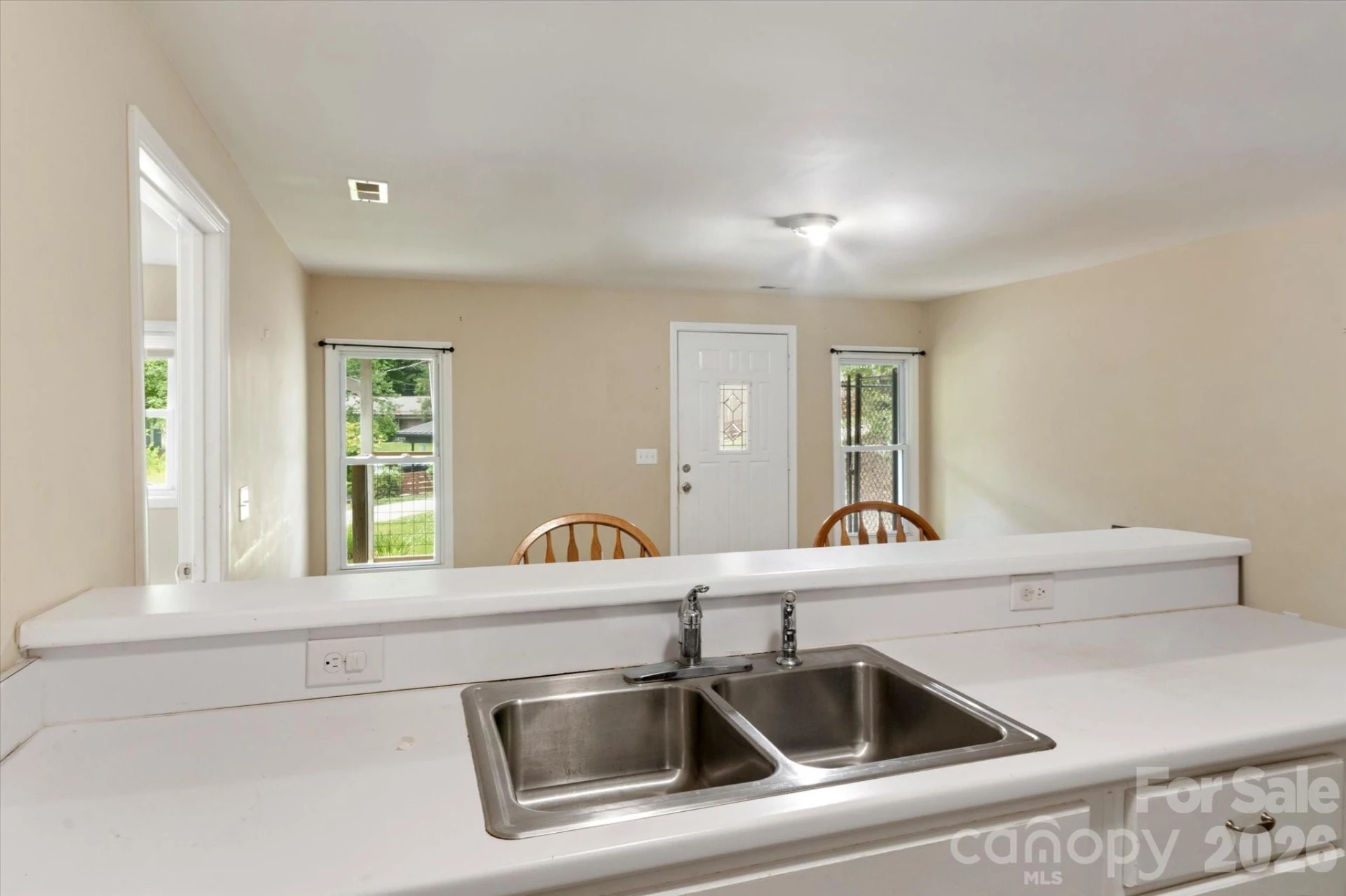 407 Main Street - Photo 8