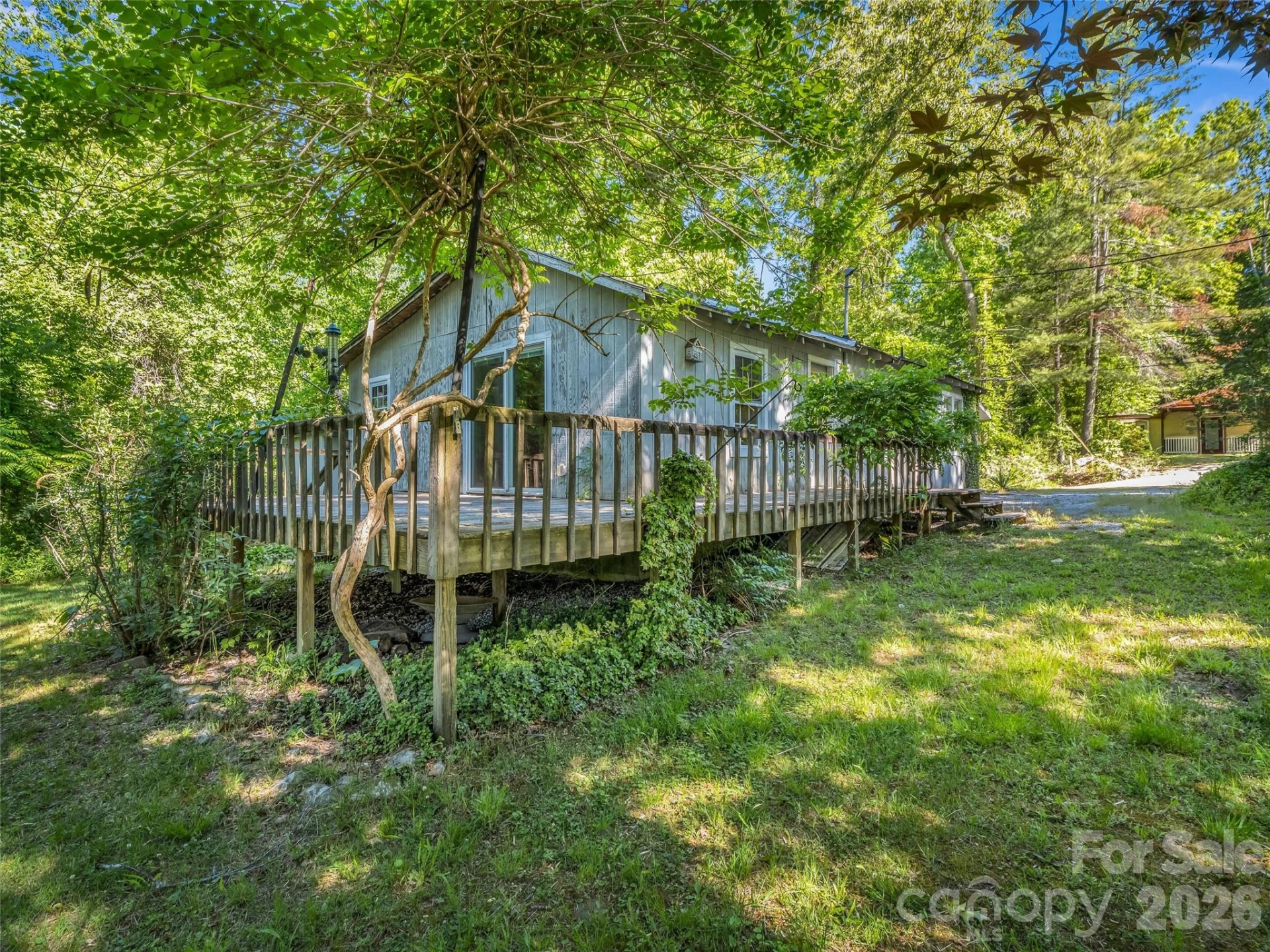 315 Alabama Avenue - Photo 5