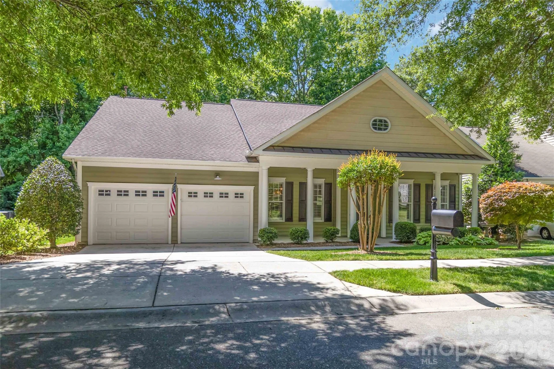 240 Clairborne Court - Photo 3