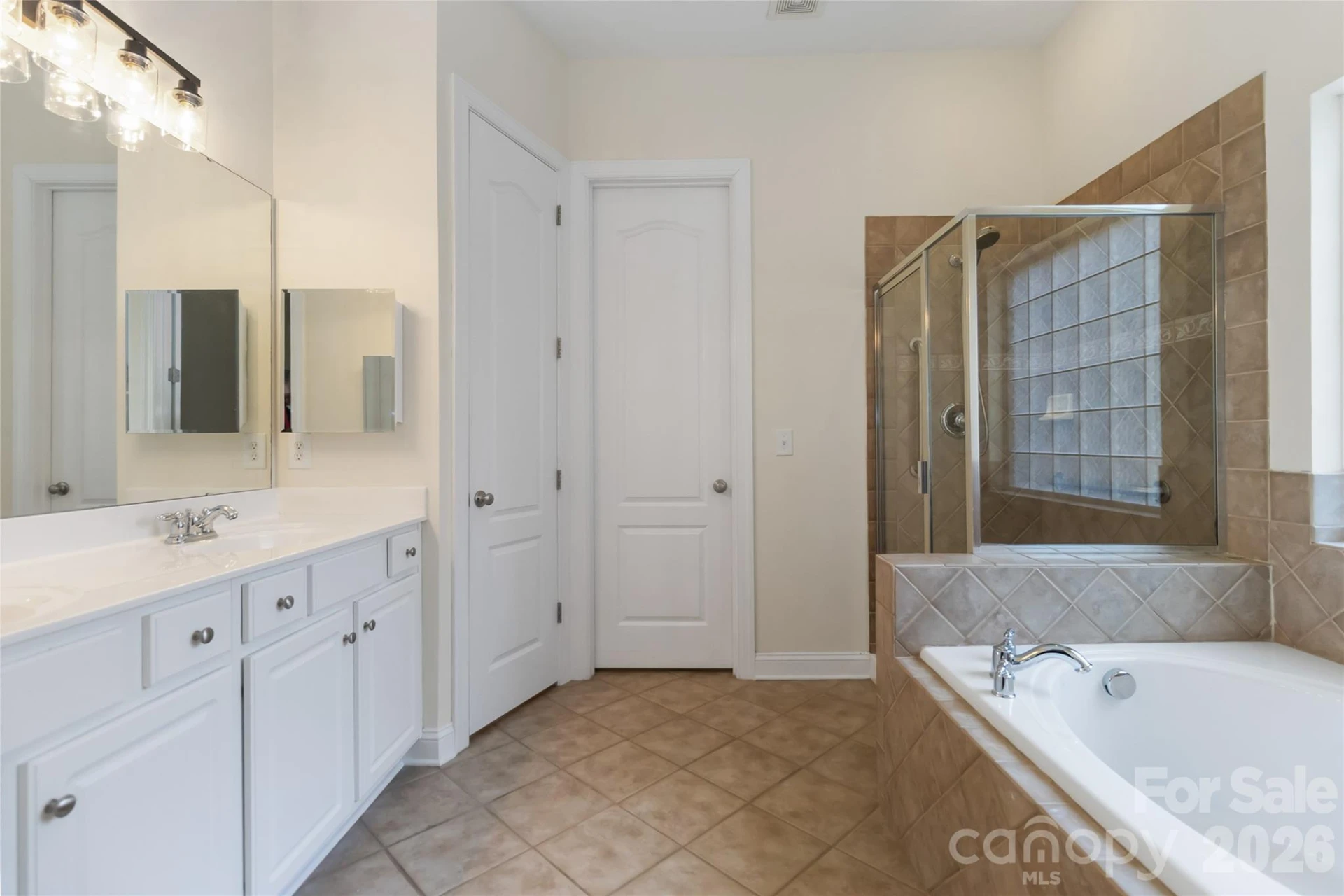 240 Clairborne Court - Photo 24