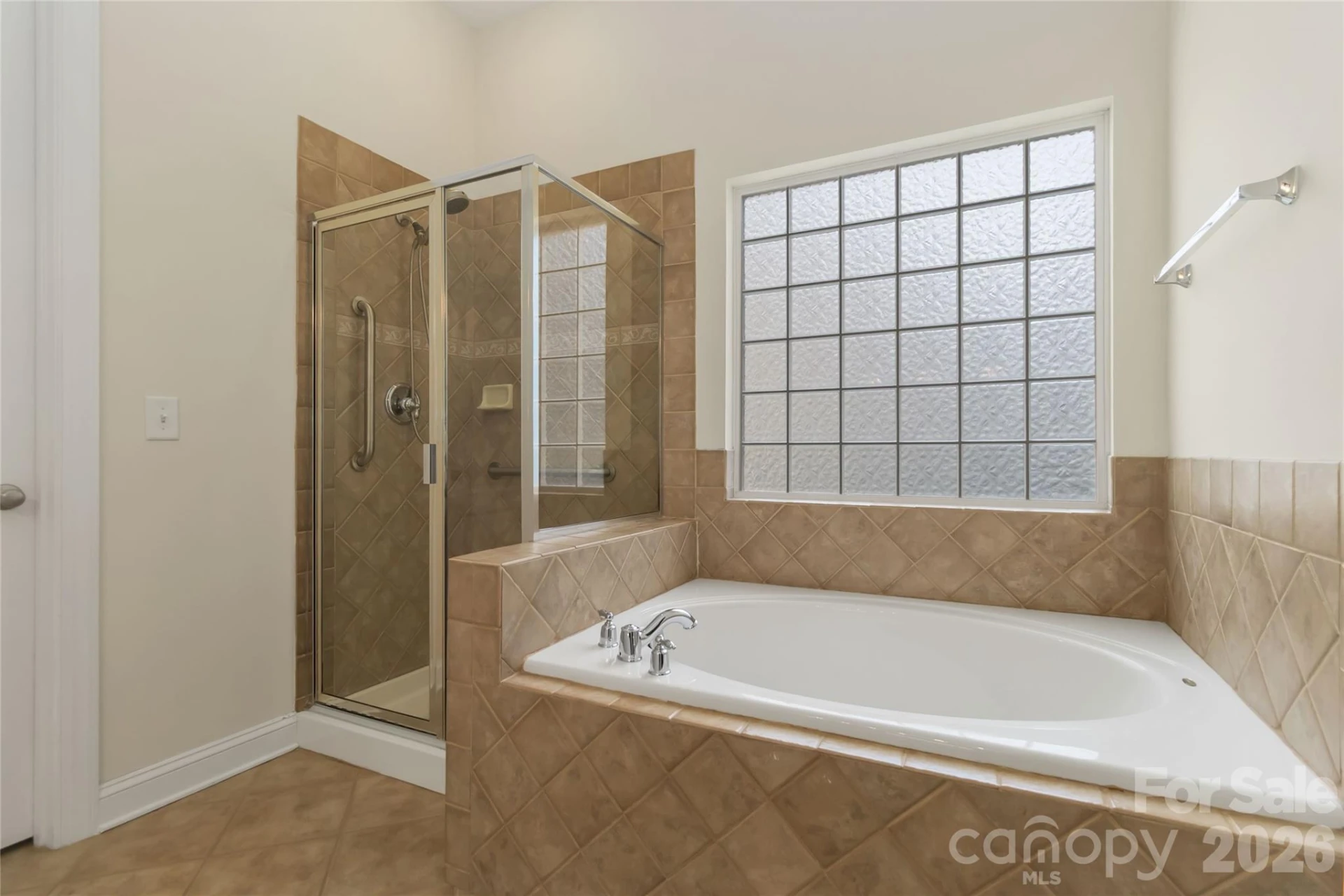 240 Clairborne Court - Photo 25