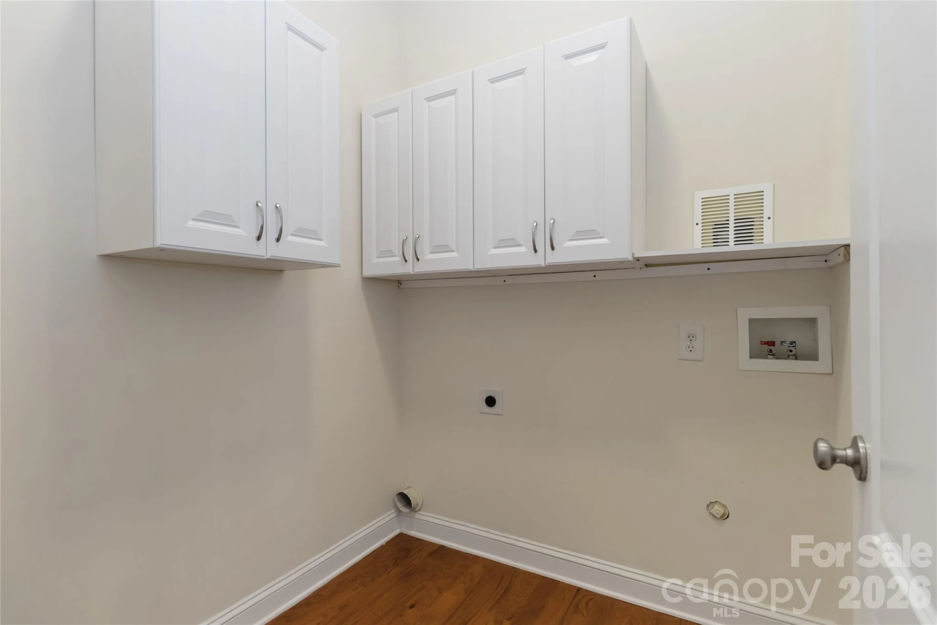 240 Clairborne Court - Photo 42