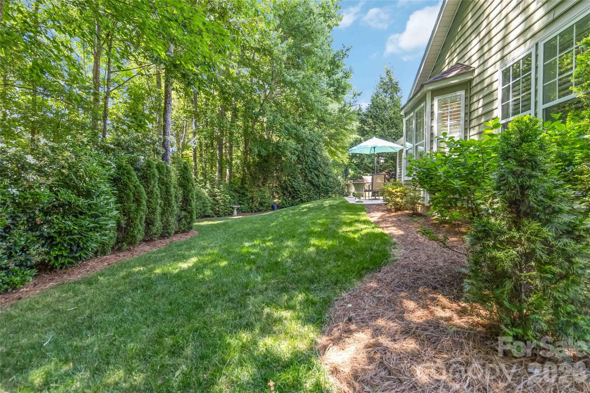 240 Clairborne Court - Photo 48