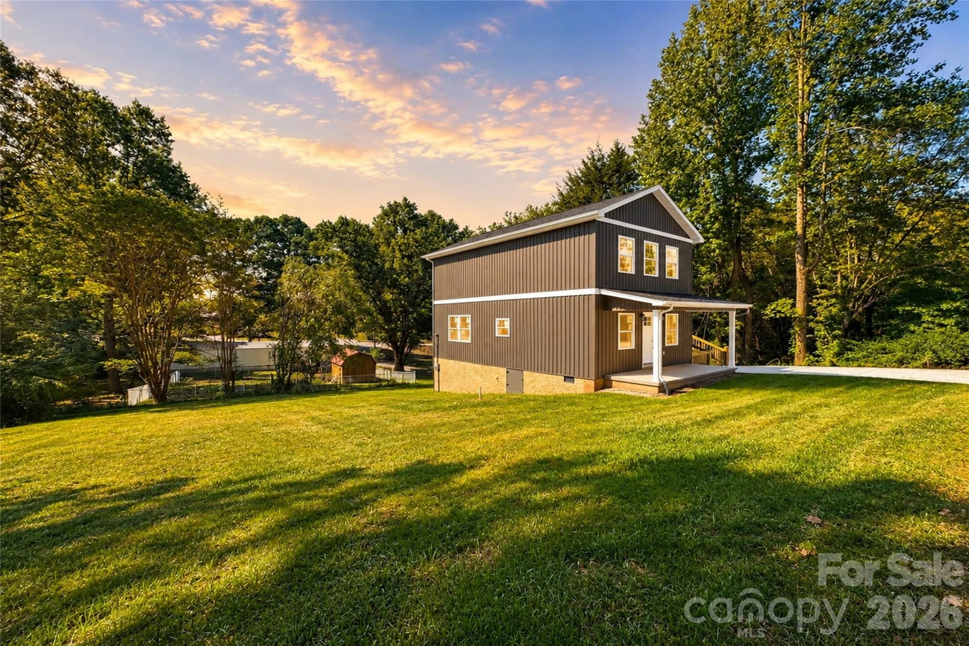 1135 Apple Lane - Photo 2