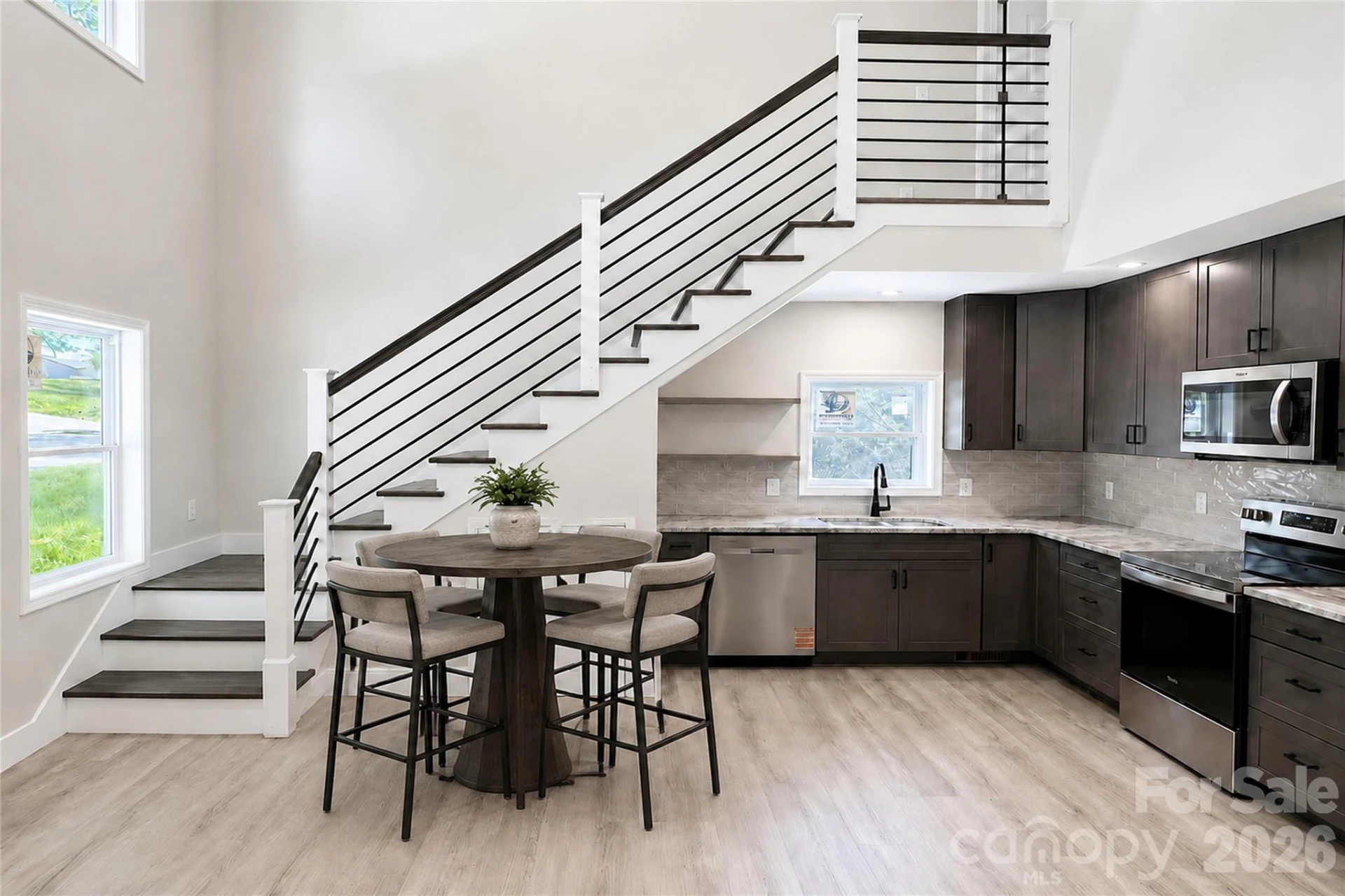 1135 Apple Lane - Photo 7