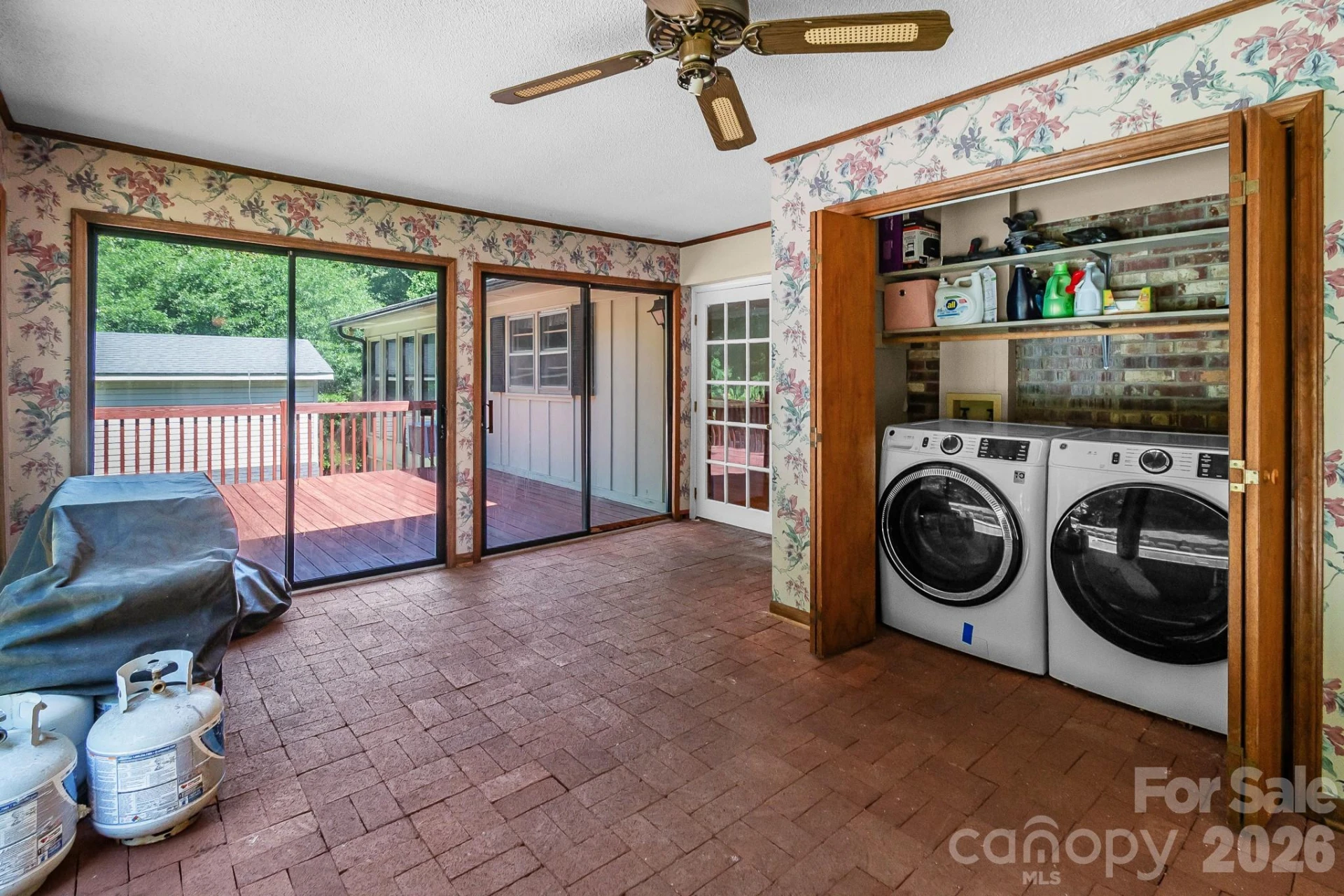 1549 Cecelia Drive - Photo 14