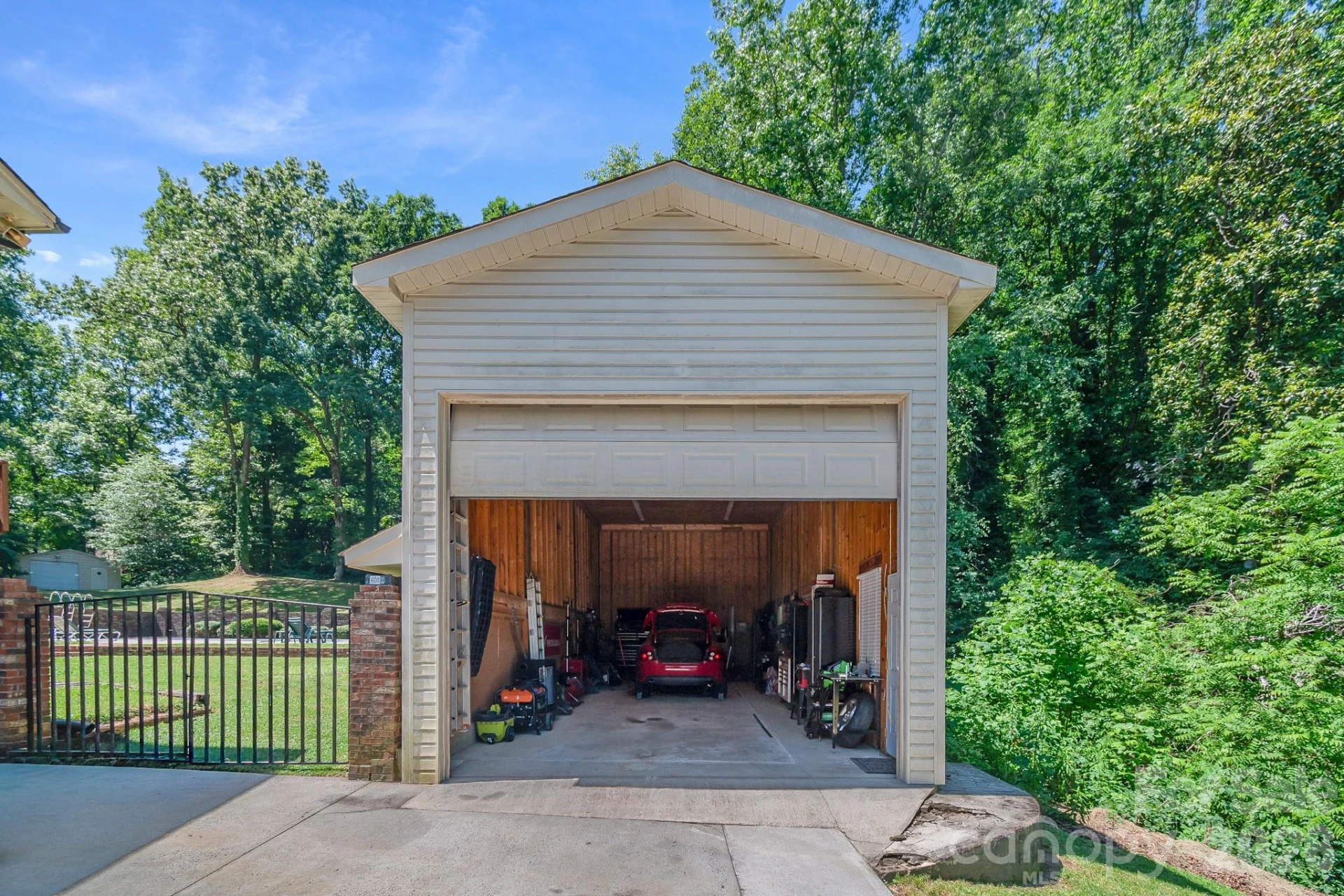 1549 Cecelia Drive - Photo 32