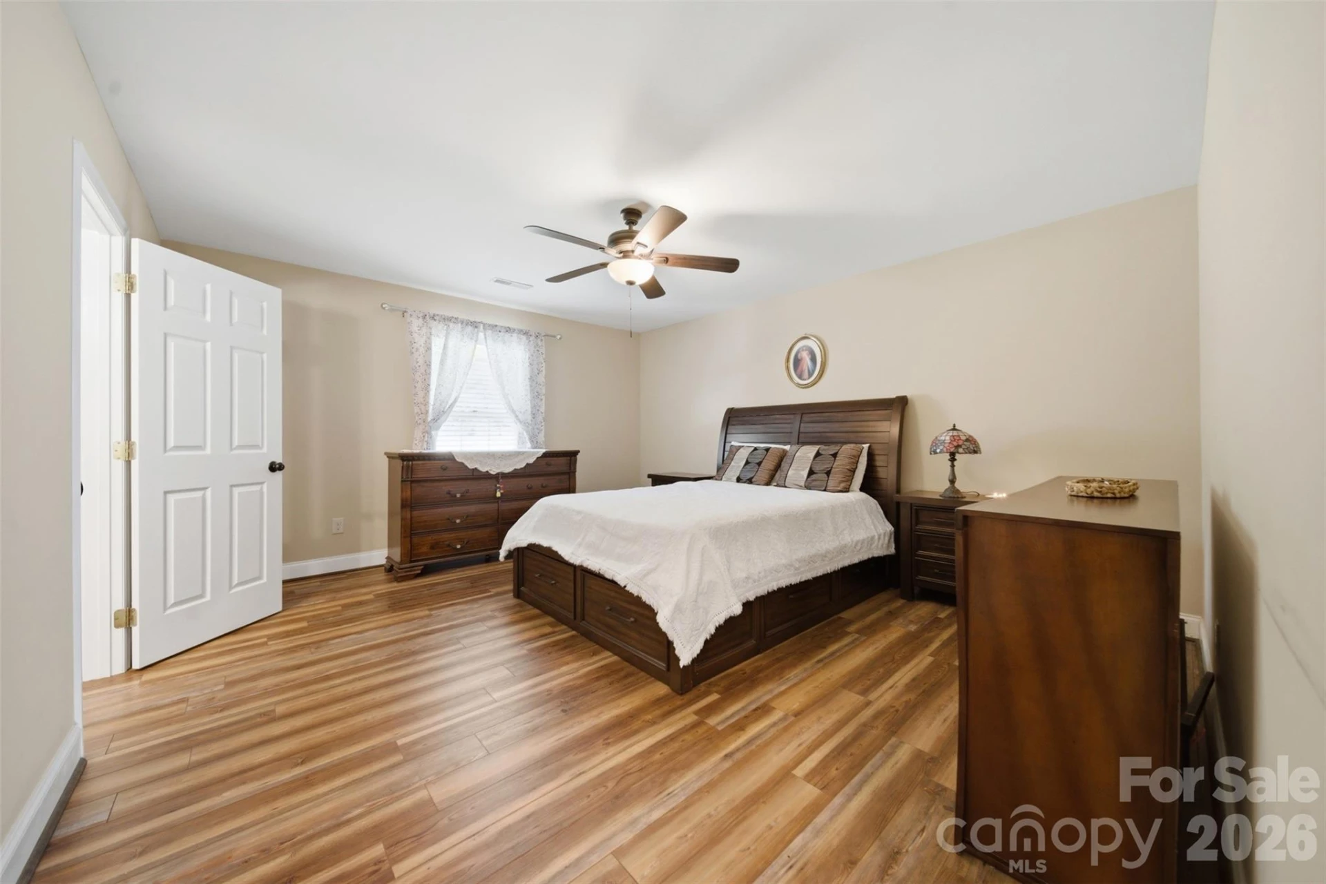 5694 Hillsdale Drive - Photo 16