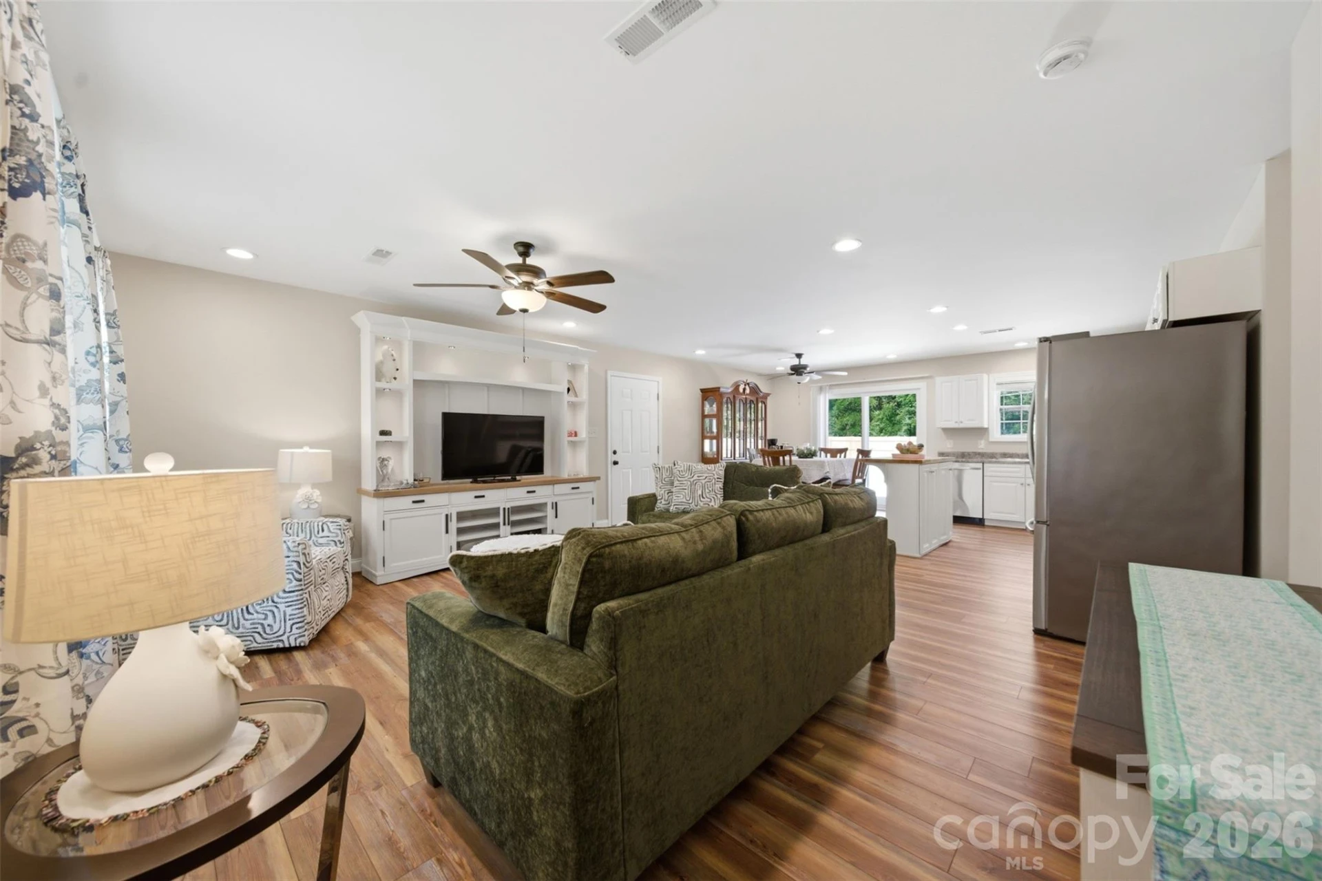 5694 Hillsdale Drive - Photo 4