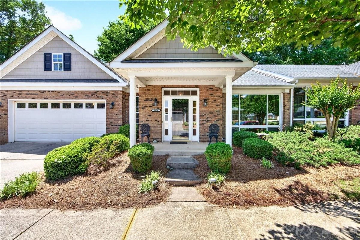 6804 Cinnamon Circle - Photo 2