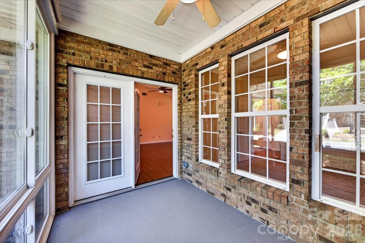 6804 Cinnamon Circle - Photo 14