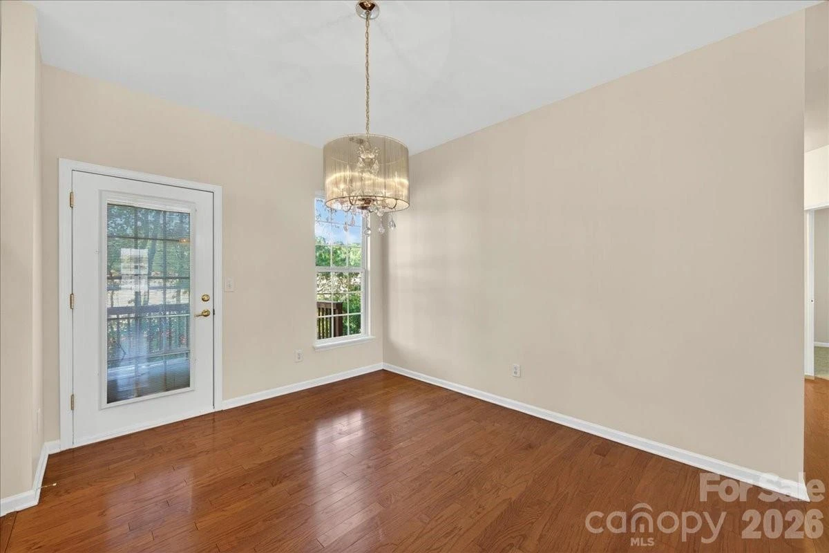 6804 Cinnamon Circle - Photo 18