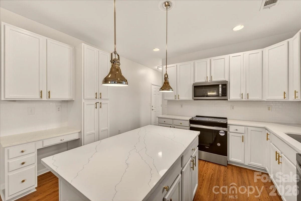 6804 Cinnamon Circle - Photo 4