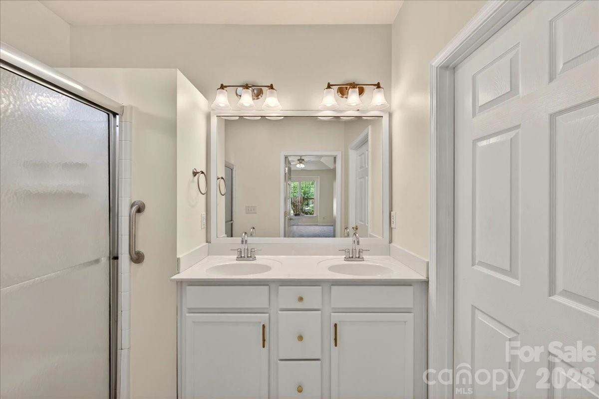 6804 Cinnamon Circle - Photo 32