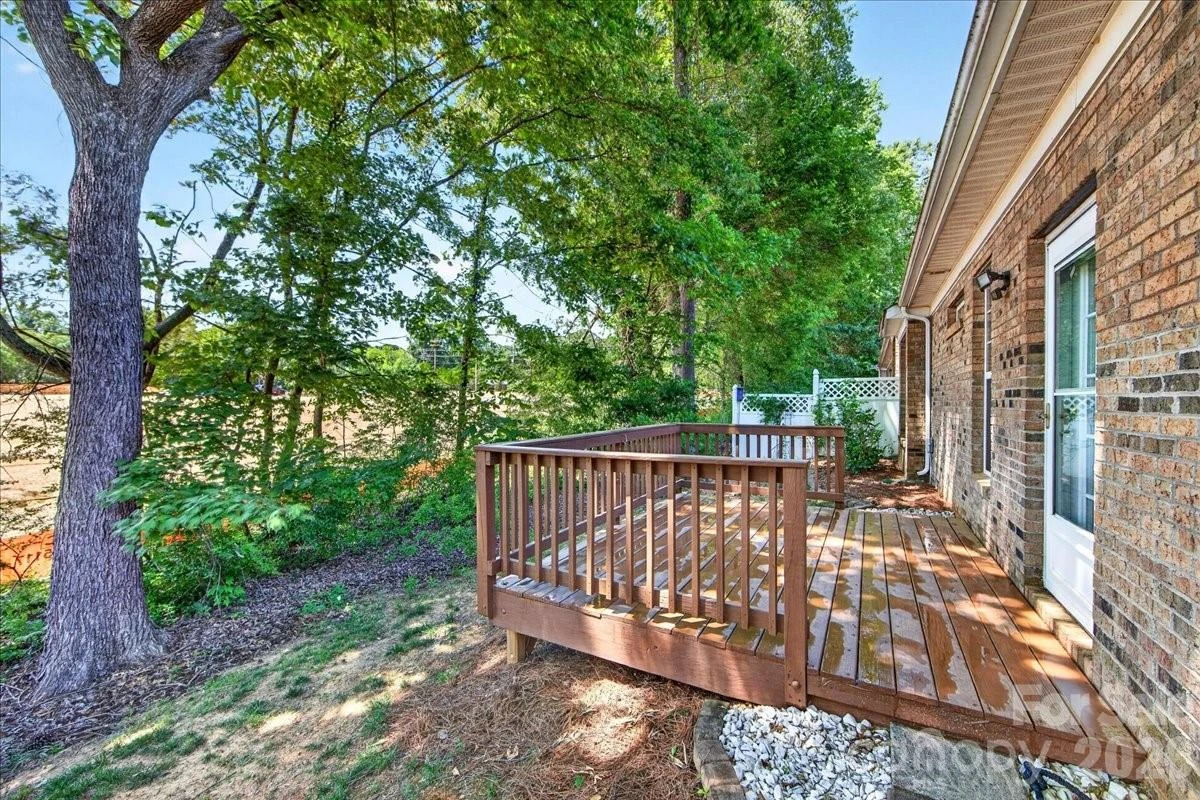 6804 Cinnamon Circle - Photo 46