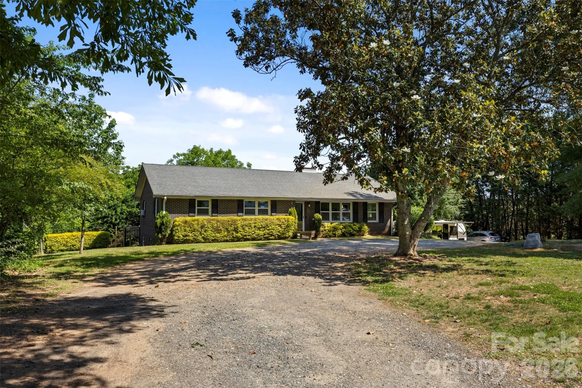 1483 Springsteen Road - Photo 2