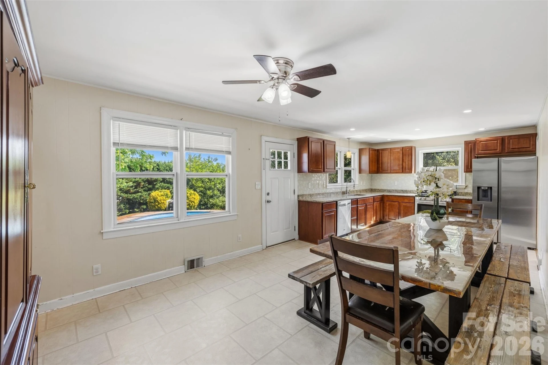 1483 Springsteen Road - Photo 8