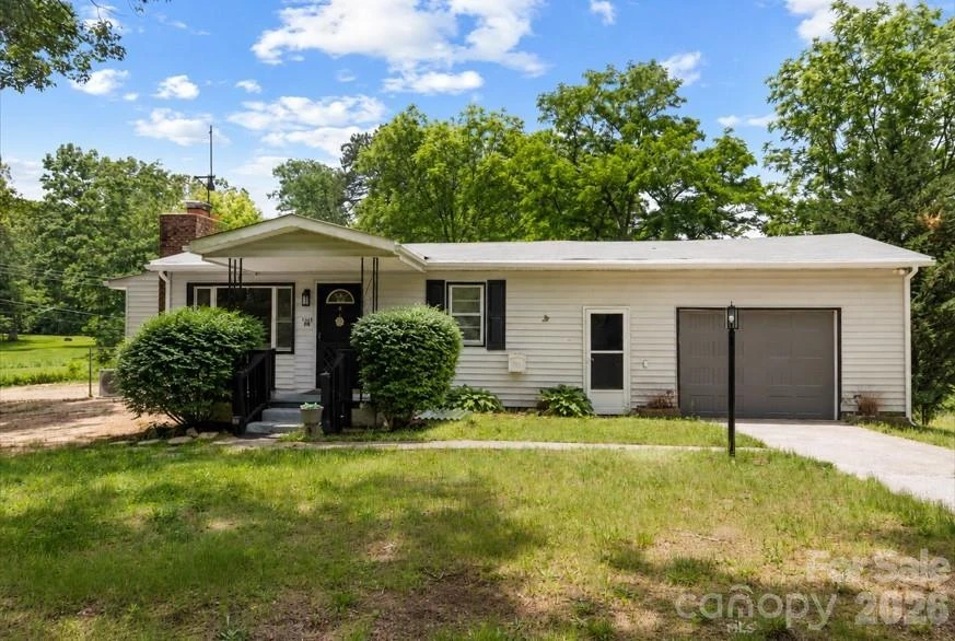 1323 Locust Grove Road