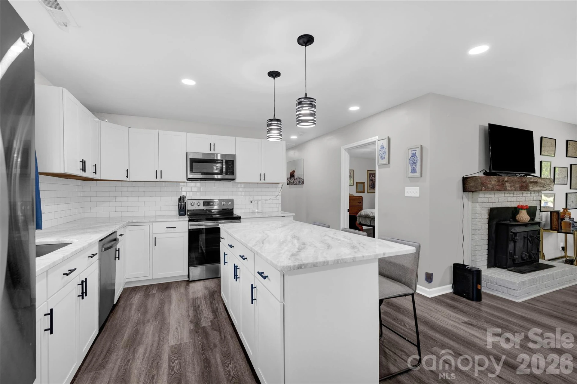 3033 NC 10 Highway - Photo 17