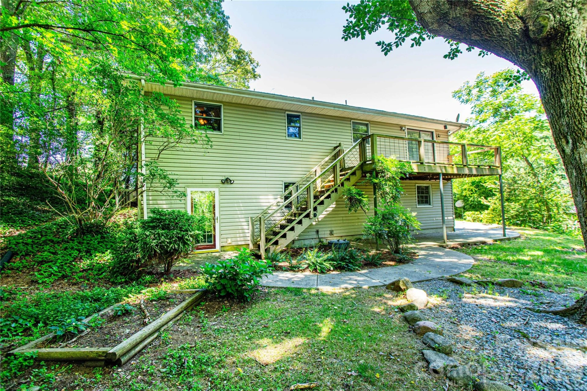 73 Cresent Drive - Photo 32
